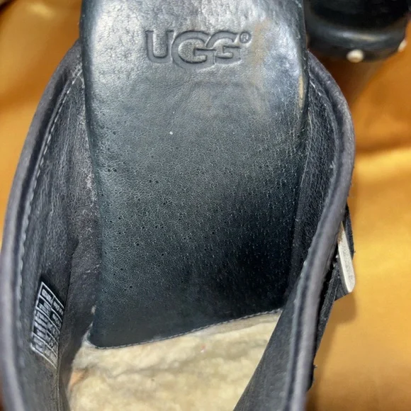 UGG Black Leather Clogs with Wooden Sole - Picture 6 of 7